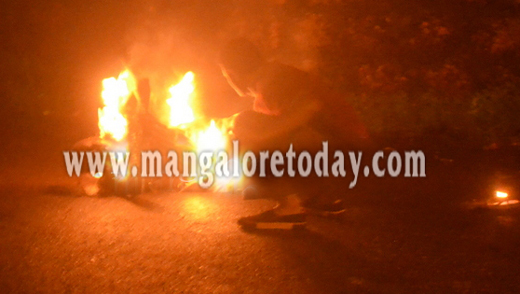 Mangaluru : Elderly man attempts self-immolation at Jeppu Bappal